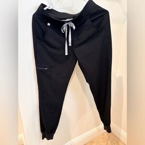 Figs Zamora Jogger Black Scrub Pants XS Petite Regular Waisted